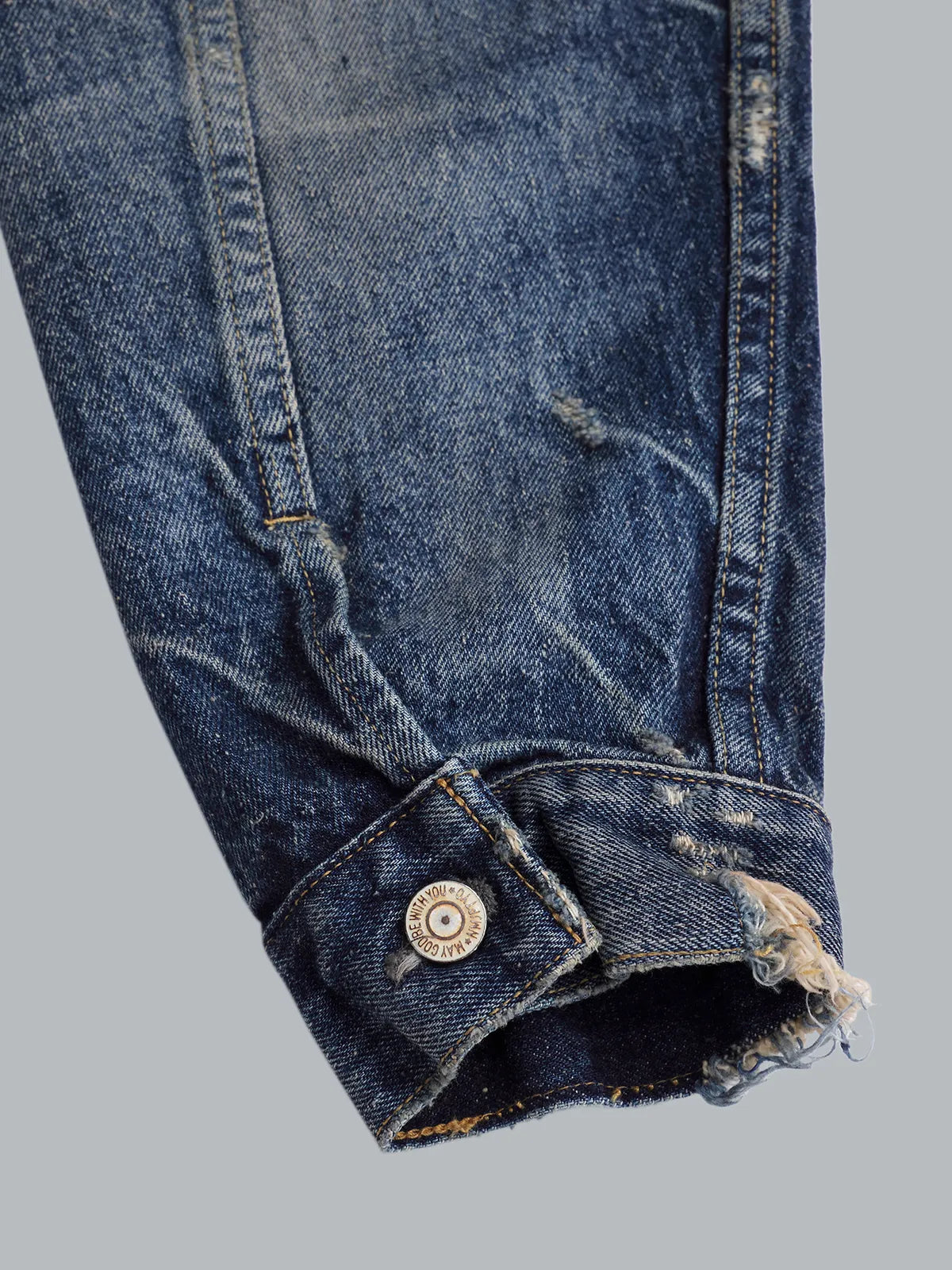 LV TRACKER JACKET EX SHORT