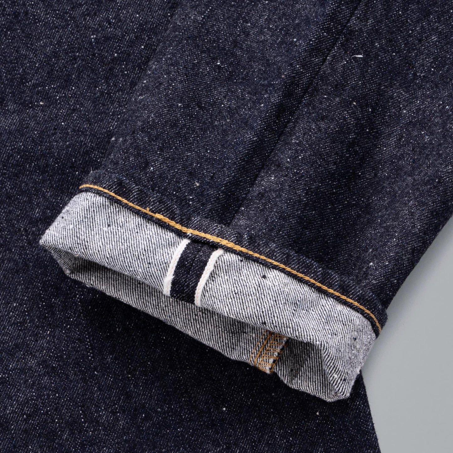 #010 LV SUPER SLIM JEANS IDG ONE-WASHED