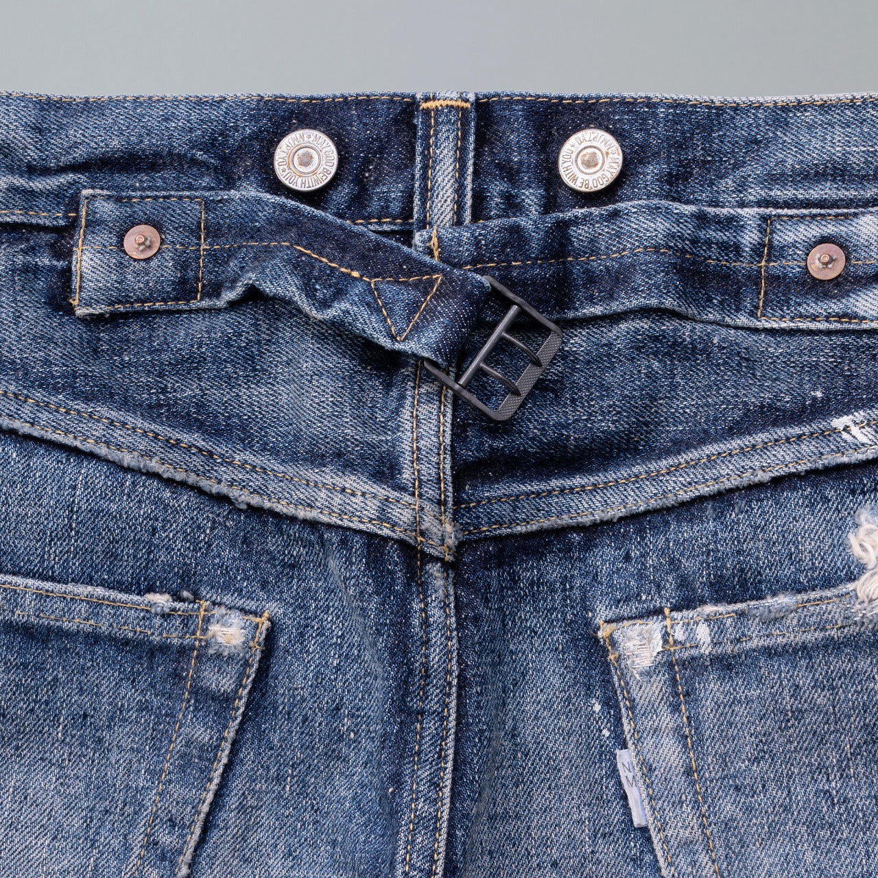 002 1942 LV JEANS ISETAN EXCLUSIVE / IRG – New Manual