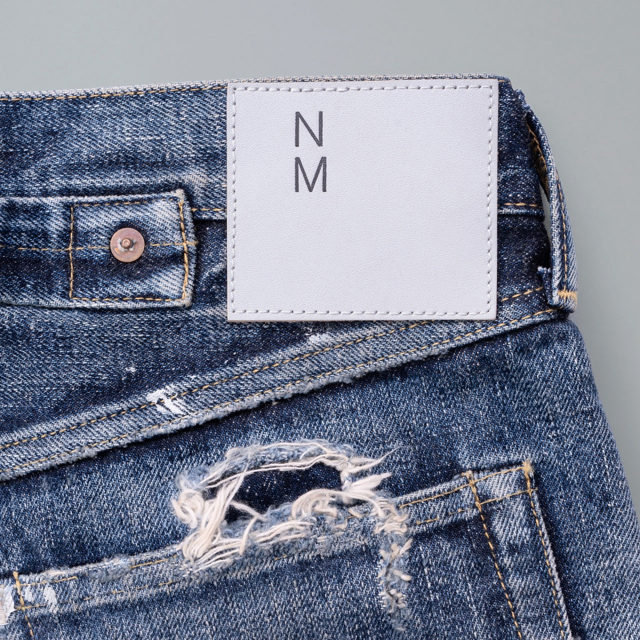 002 1942 LV JEANS ISETAN EXCLUSIVE / IRG – New Manual